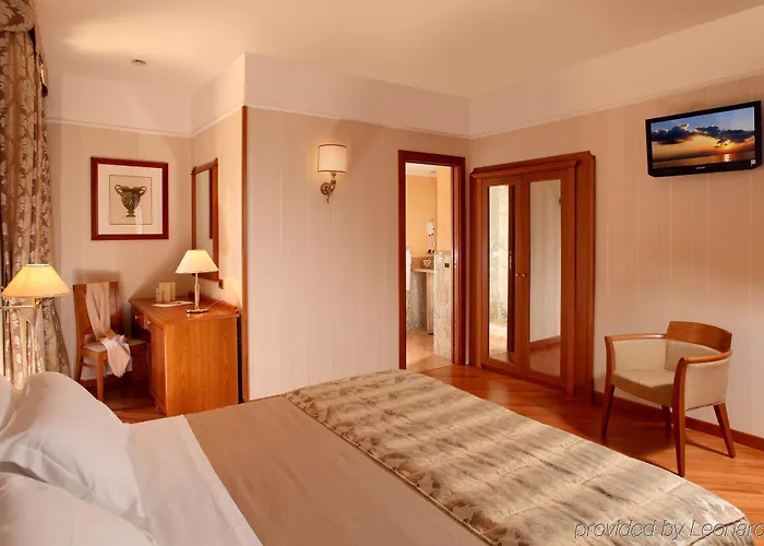 Ottocento 4* Roma